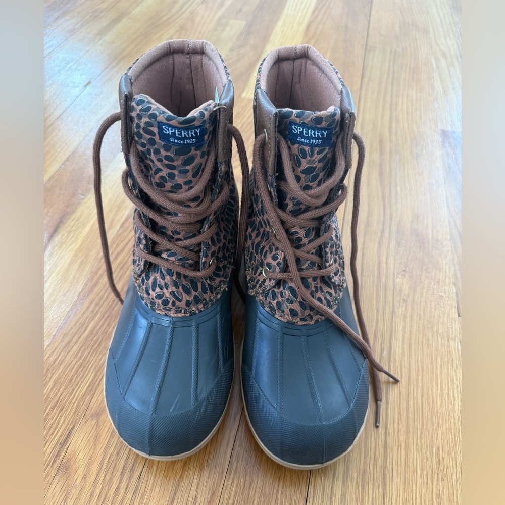 Sperry Port Duck Boot- Kids Leopard Print
